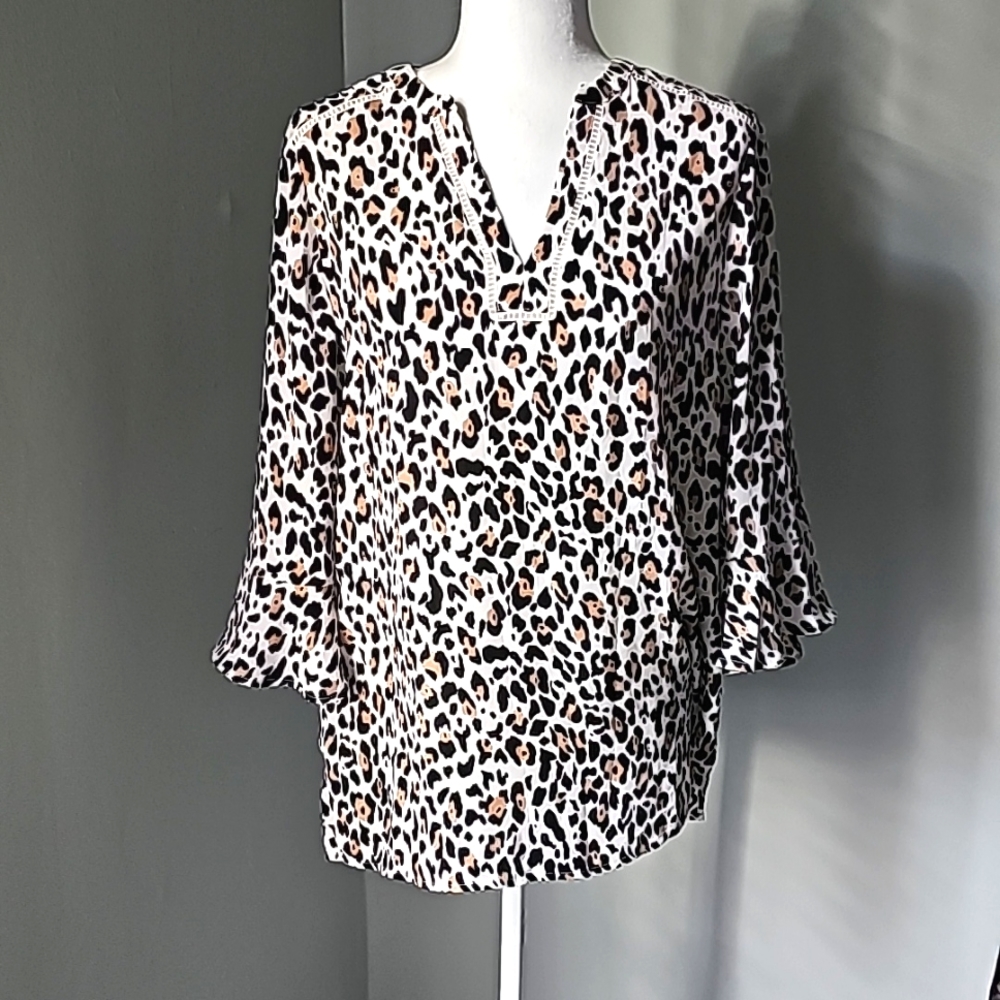 Cheetah print blouse M